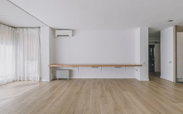 3 quarto Apartamento para arrendar em Sant Gervasi - Galvany, Barcelona cidade com piscina garagem - 2 950 € (Ref: 10007481)