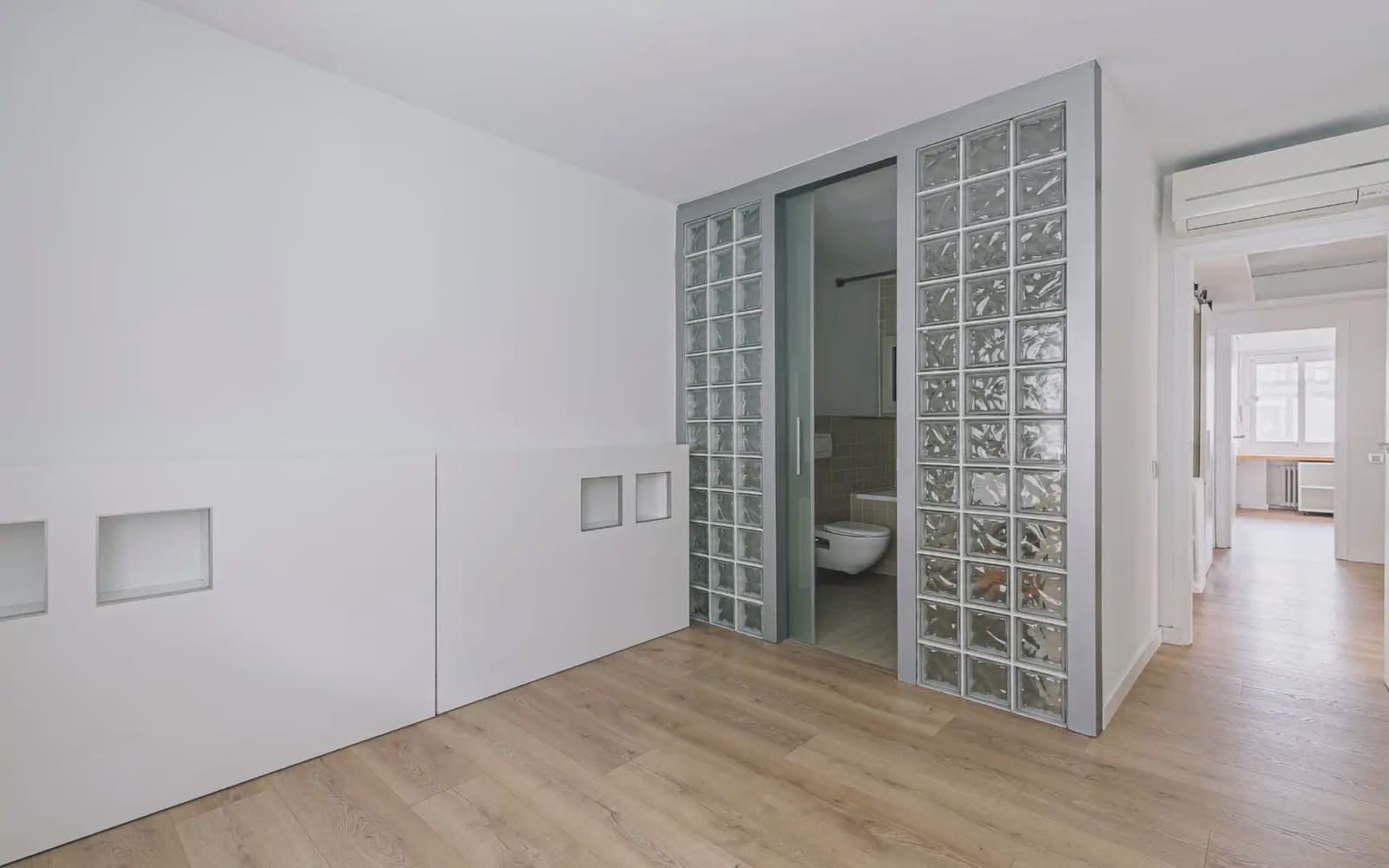 3 sovrum Lägenhet att hyra i Barcelona stad med pool garage - 2 950 € (Ref: 10007481)