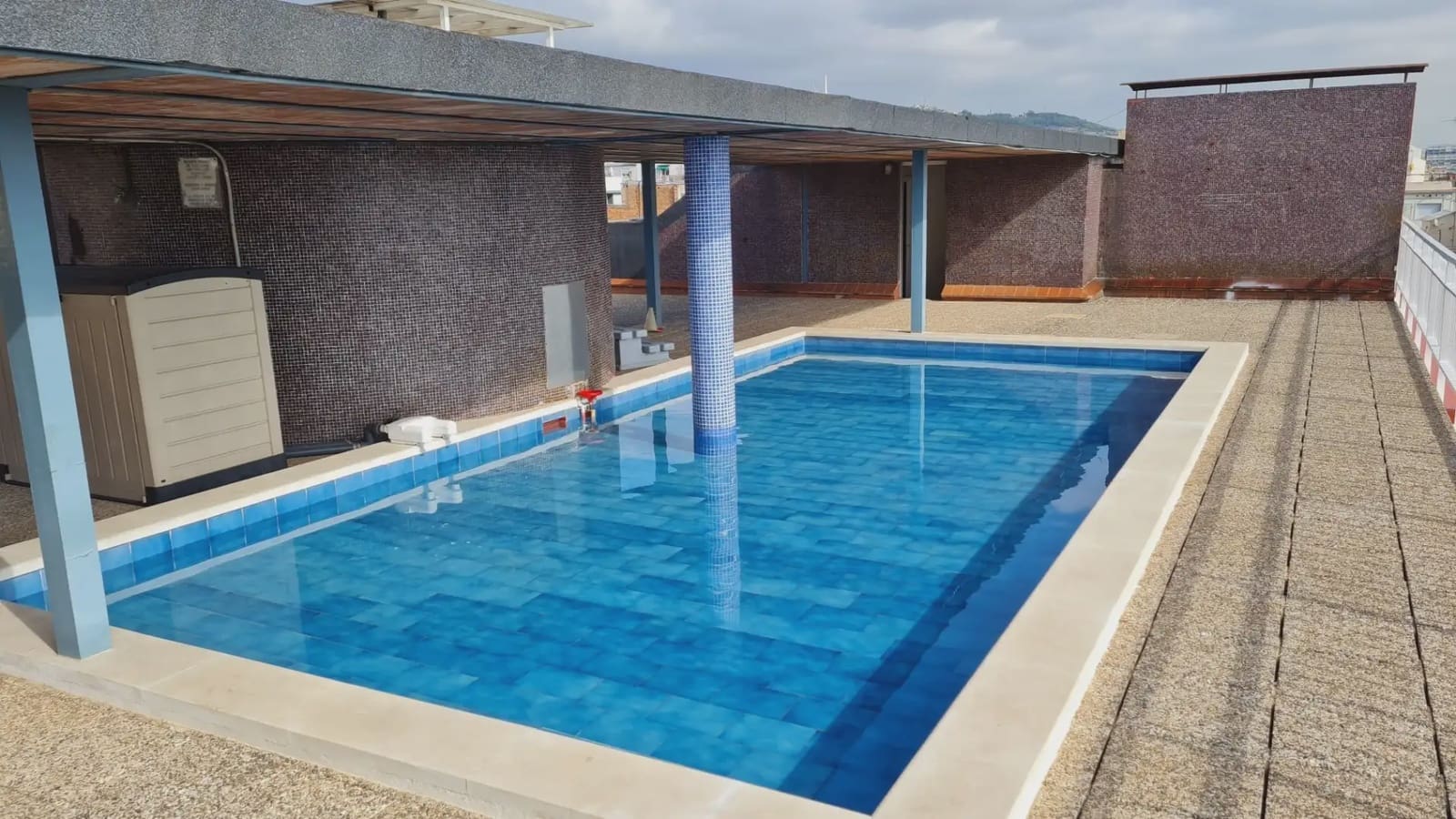 3 sovrum Lägenhet att hyra i Barcelona stad med pool garage - 2 950 € (Ref: 10007481)