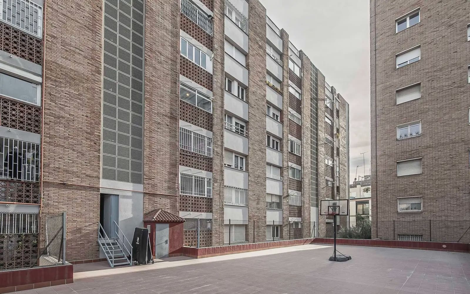 3 sovrum Lägenhet att hyra i Barcelona stad med pool garage - 2 950 € (Ref: 10007481)