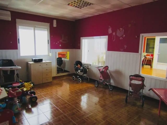 Commercial for sale in Llosa de Ranes - € 149,000 (Ref: 10009307)