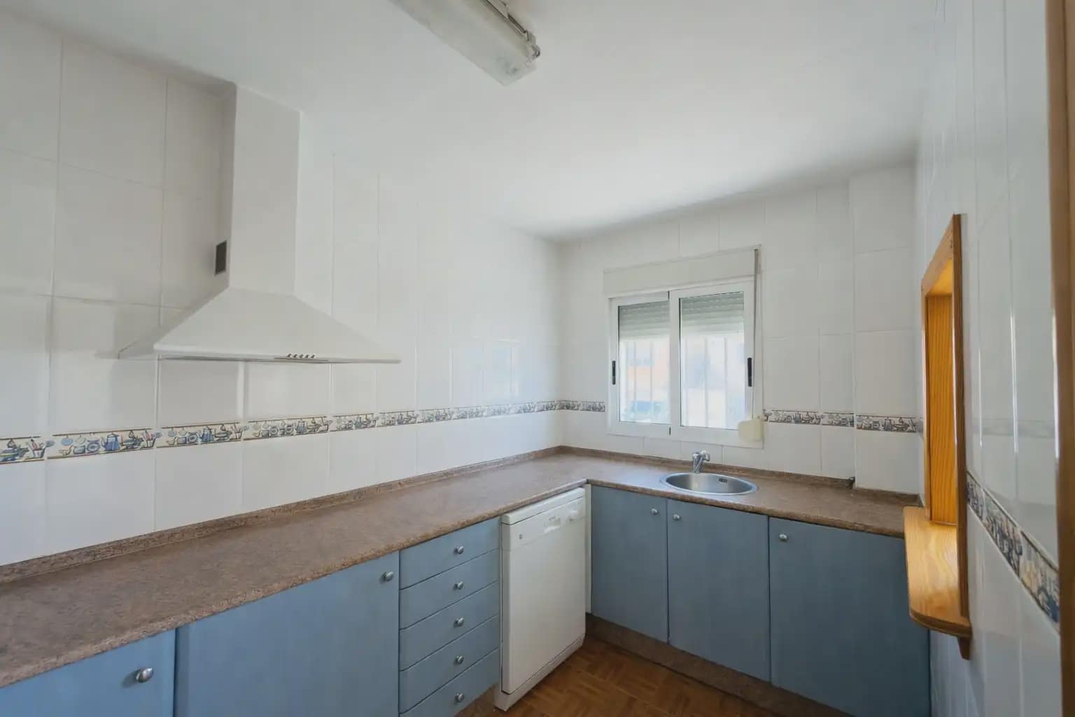 Commercial for sale in Llosa de Ranes - € 149,000 (Ref: 10009307)
