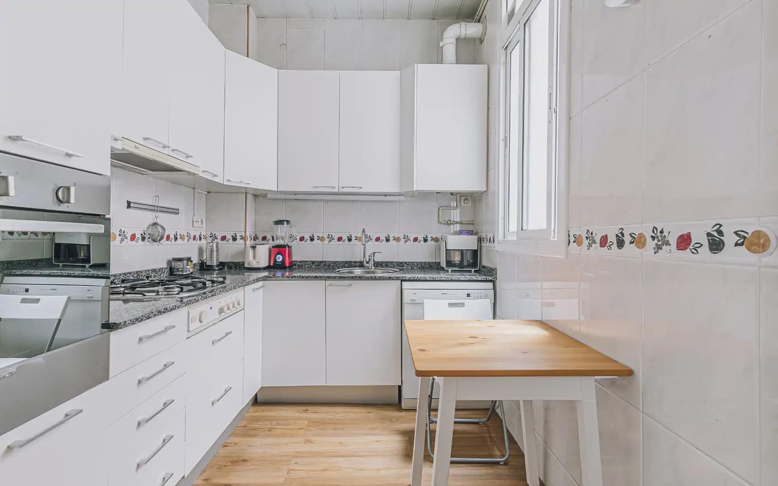 Piso de 2 habitaciones en Barcelona ciudad en venta - 890.000 € (Ref: 10009308)