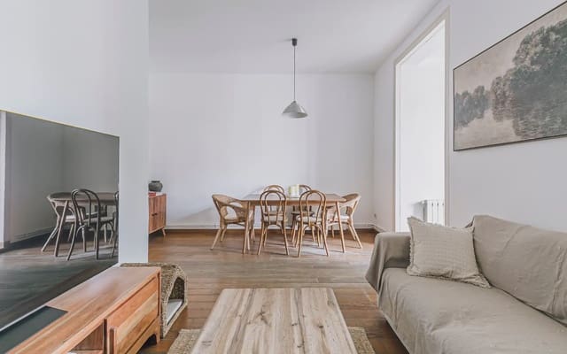 Piso de 2 habitaciones en La Vila de Gràcia, Barcelona ciudad en venta - 890.000 € (Ref: 10009308)