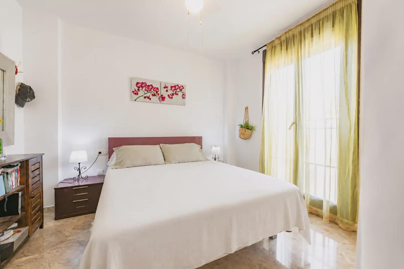 4 bedroom Terraced Villa for sale in Massamagrell with garage - € 430,000 (Ref: 10009309)