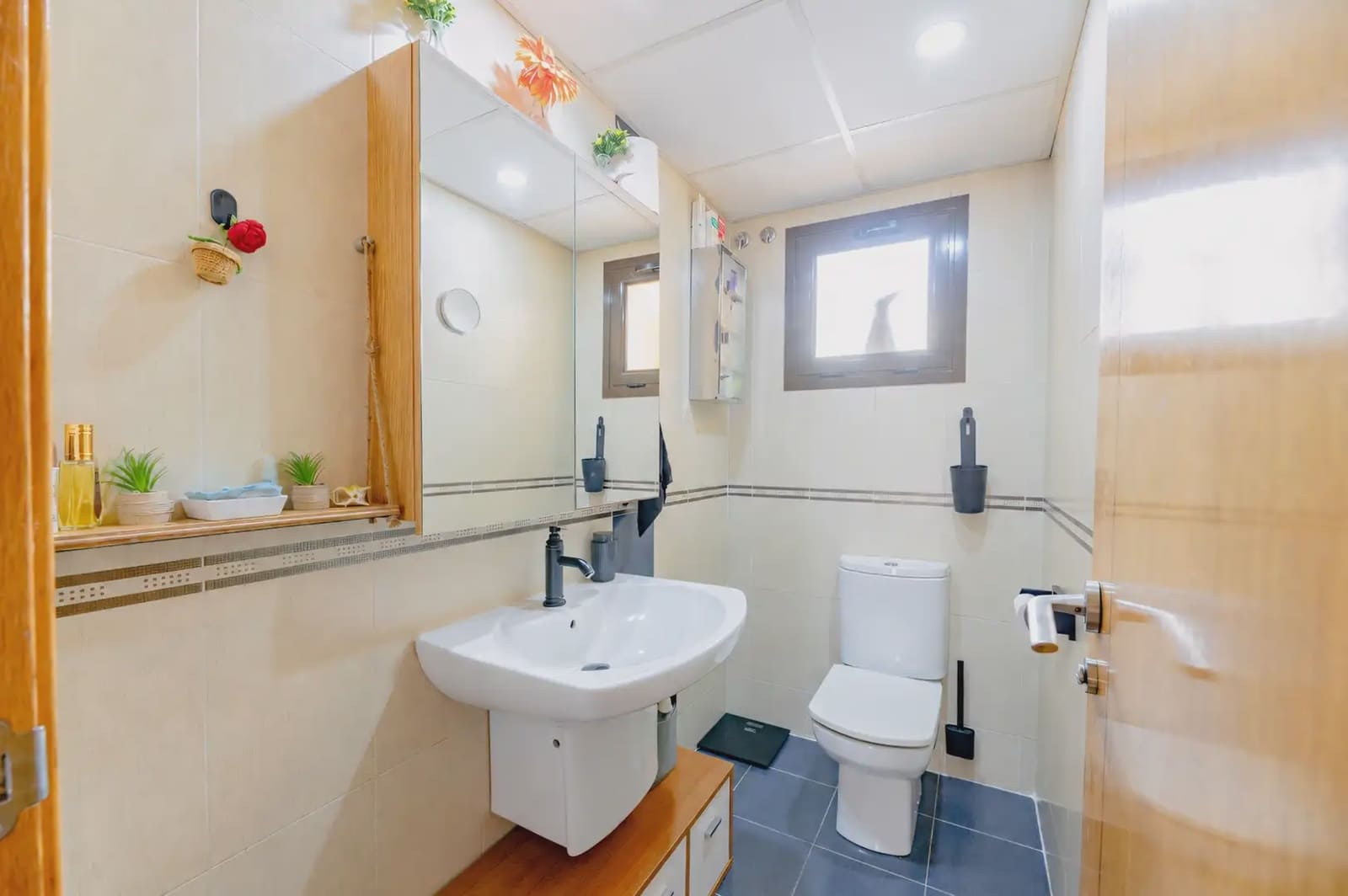 4 bedroom Terraced Villa for sale in Massamagrell with garage - € 430,000 (Ref: 10009309)
