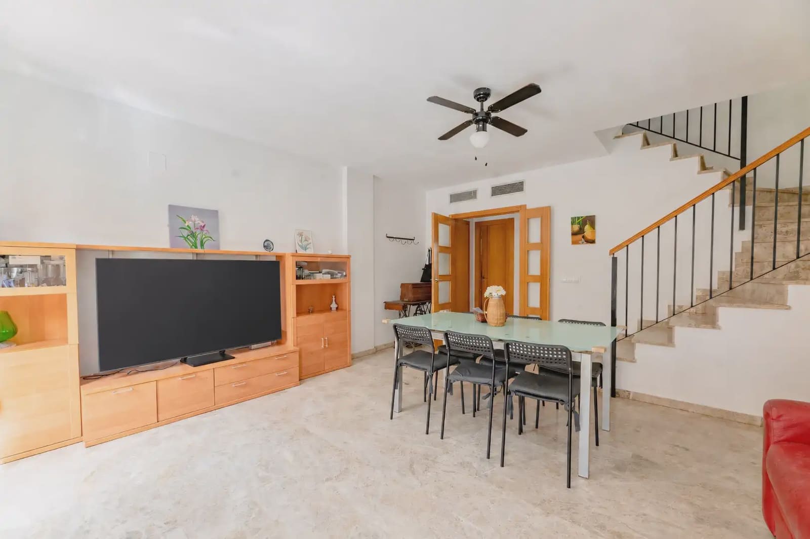 4 bedroom Terraced Villa for sale in Massamagrell with garage - € 430,000 (Ref: 10009309)