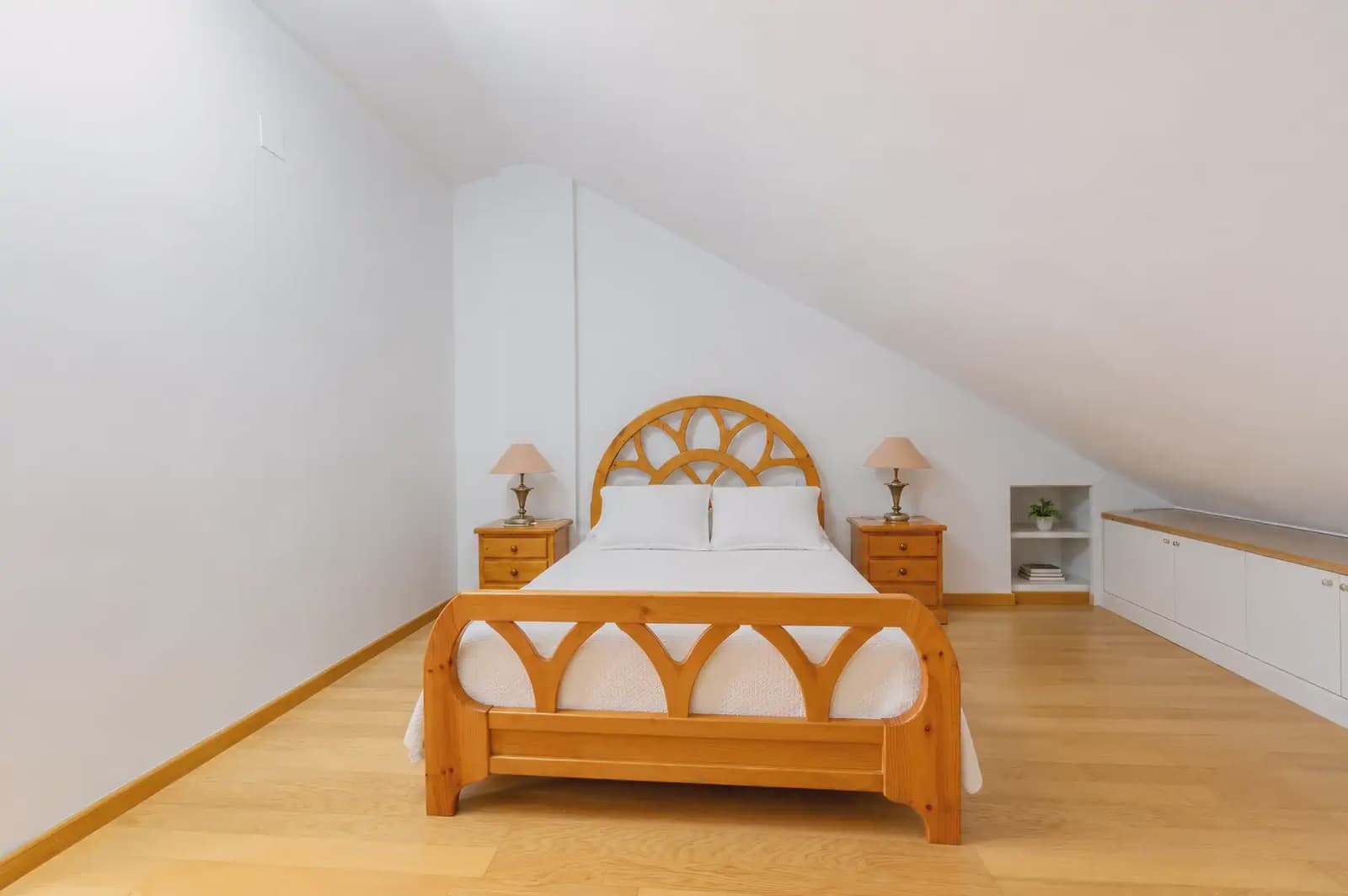 4 bedroom Terraced Villa for sale in Massamagrell with garage - € 430,000 (Ref: 10009309)