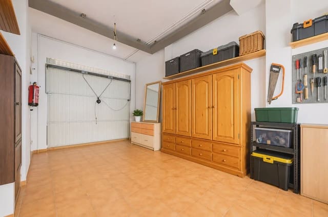 4 bedroom Terraced Villa for sale in Massamagrell with garage - € 430,000 (Ref: 10009309)