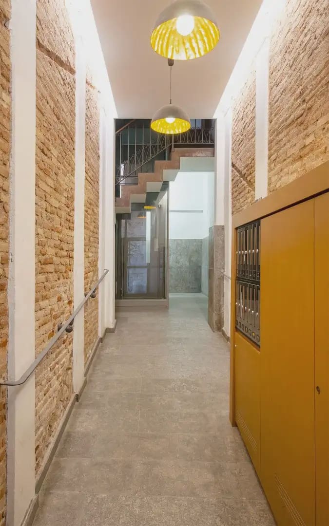 Appartement de 3 chambres à louer à Barcelone ville - 2 290 € (Ref: 10019379)