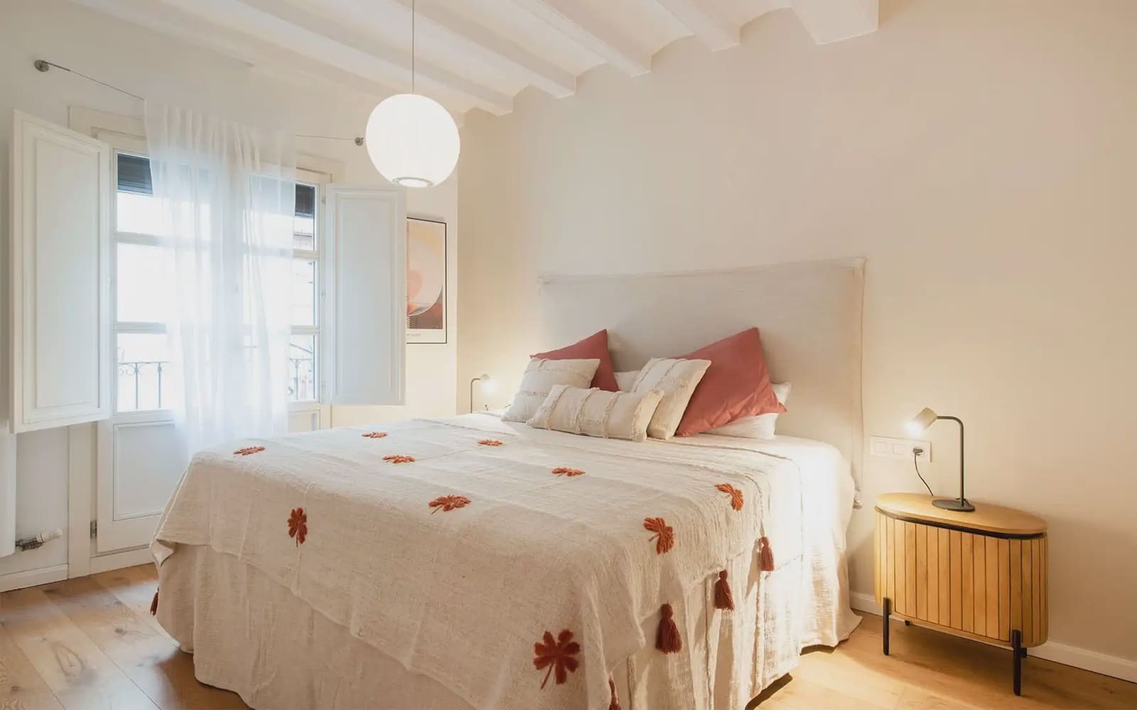 Appartement de 3 chambres à louer à Barcelone ville - 2 290 € (Ref: 10019379)