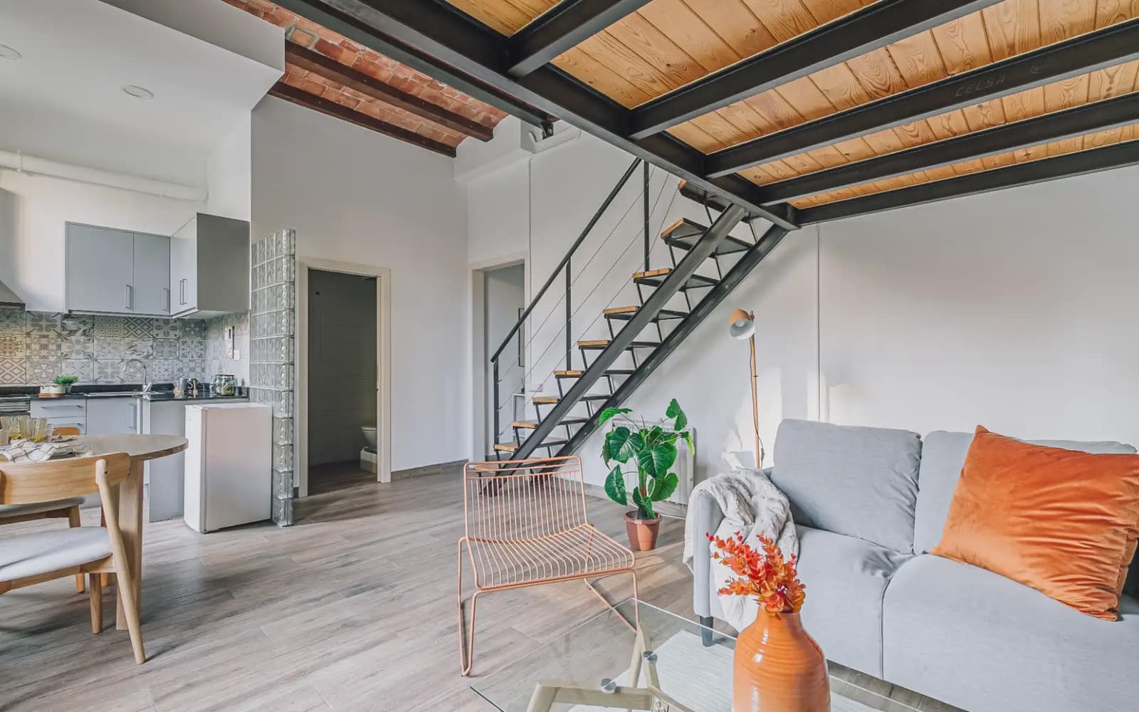 1 slaapkamer Flat te koop in Barcelona stad - € 245.000 (Ref: 10019553)