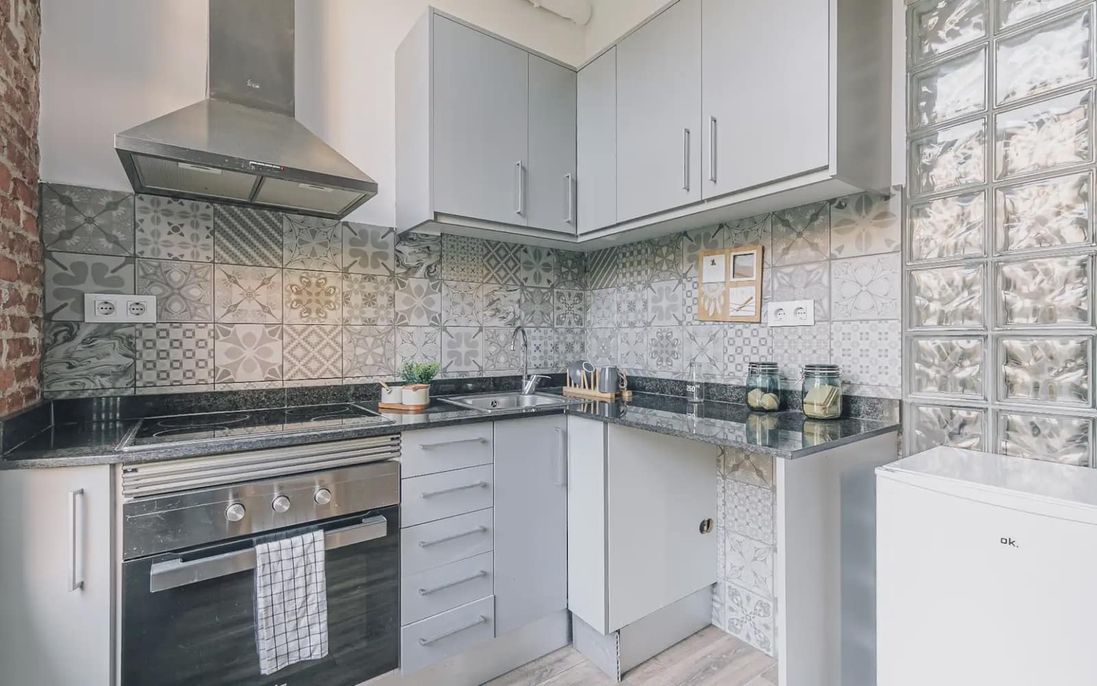 1 slaapkamer Flat te koop in Barcelona stad - € 245.000 (Ref: 10019553)