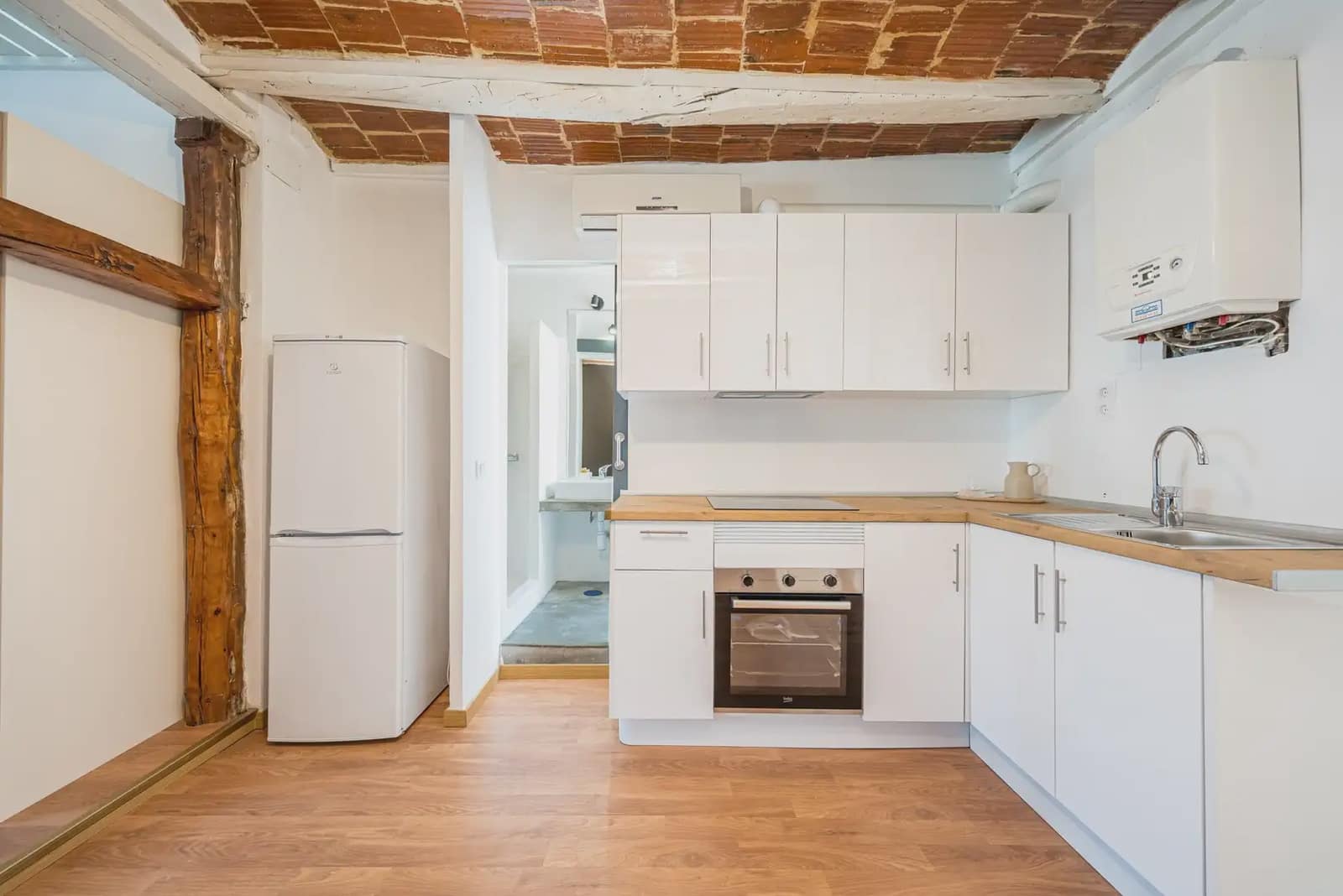 1 soveværelse Lejlighed til leje i Madrid by - € 1.400 (Ref: 10022895)