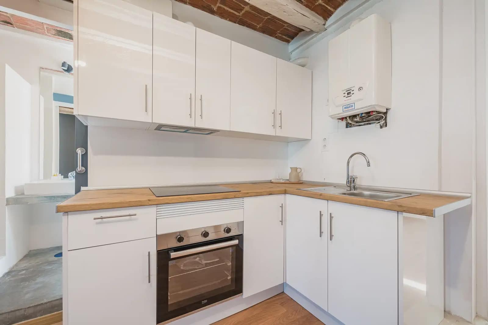 1 soveværelse Lejlighed til leje i Madrid by - € 1.400 (Ref: 10022895)