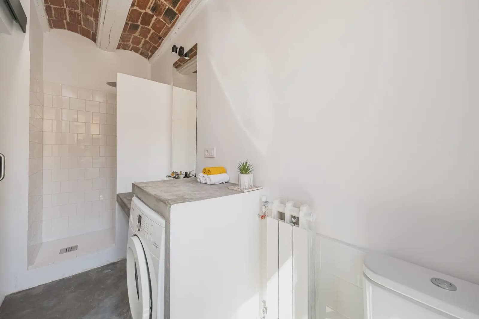 1 soveværelse Lejlighed til leje i Madrid by - € 1.400 (Ref: 10022895)