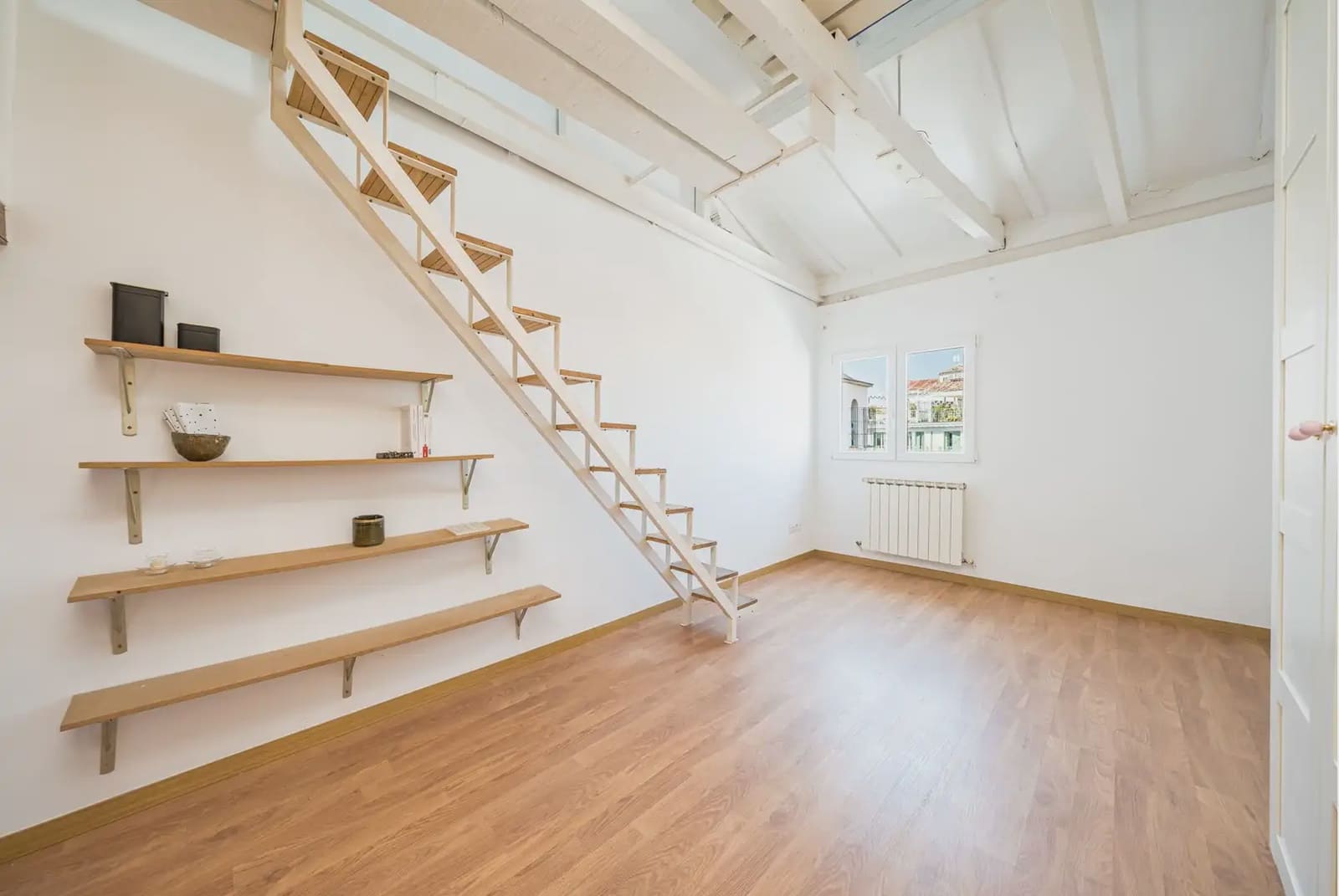 1 soveværelse Lejlighed til leje i Madrid by - € 1.400 (Ref: 10022895)