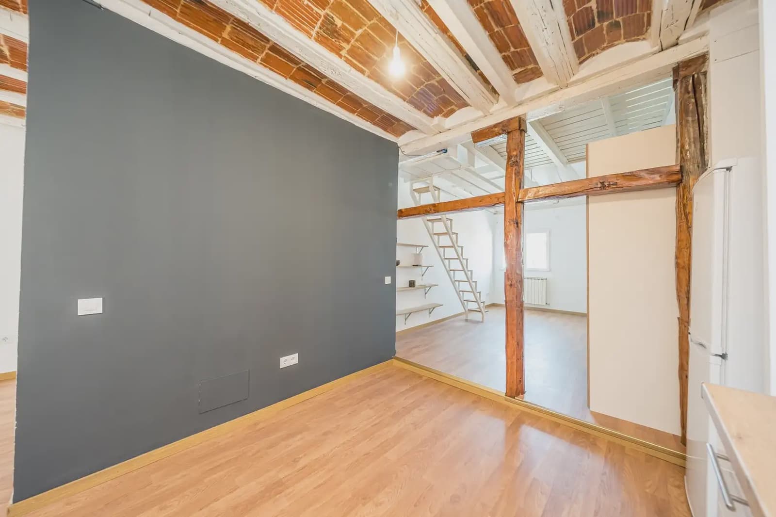 1 soveværelse Lejlighed til leje i Madrid by - € 1.400 (Ref: 10022895)