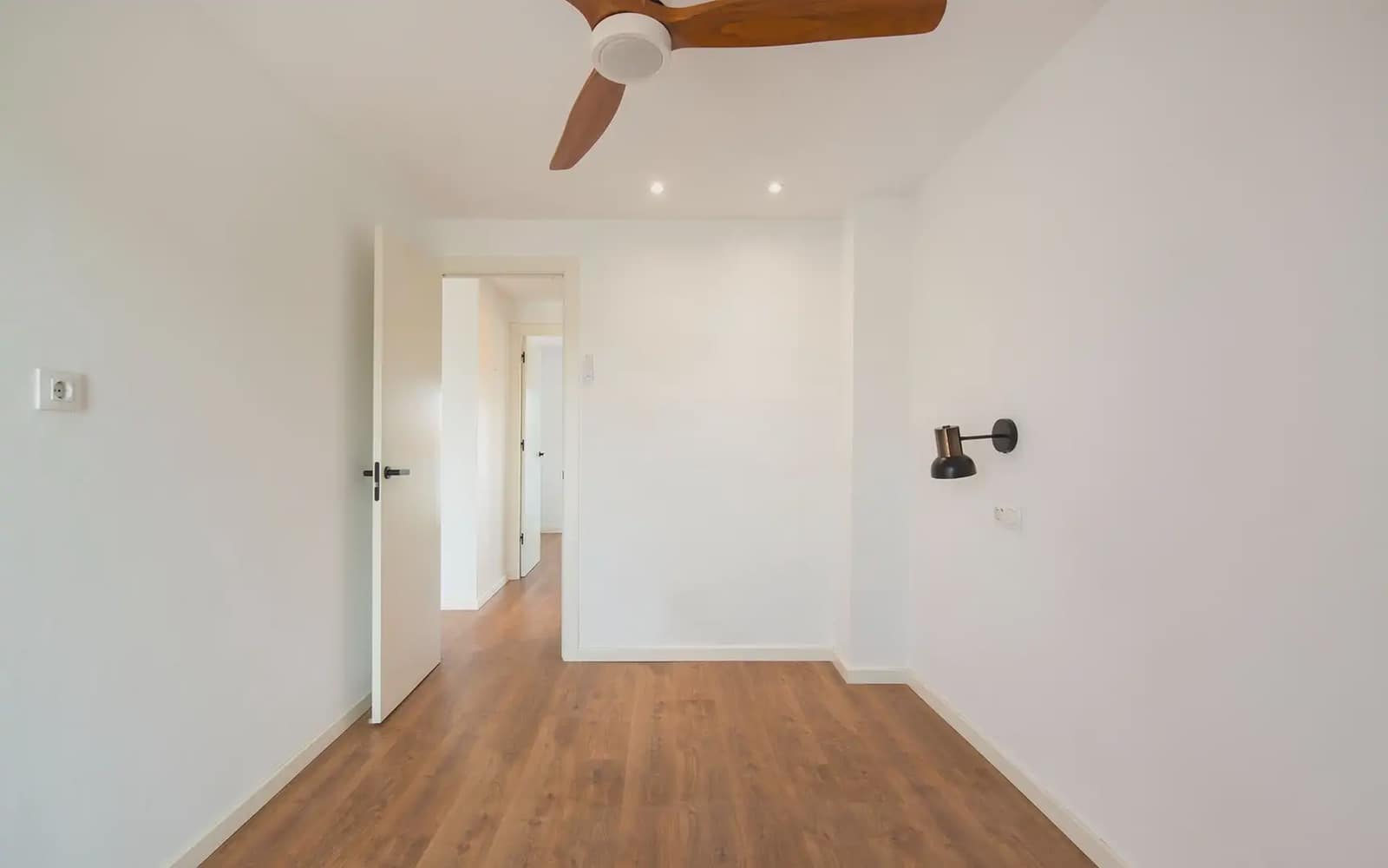4 makuuhuone Huoneisto vuokrattavana paikassa Castelldefels mukana 
autotalli - 1 960 € (Ref: 10023318)