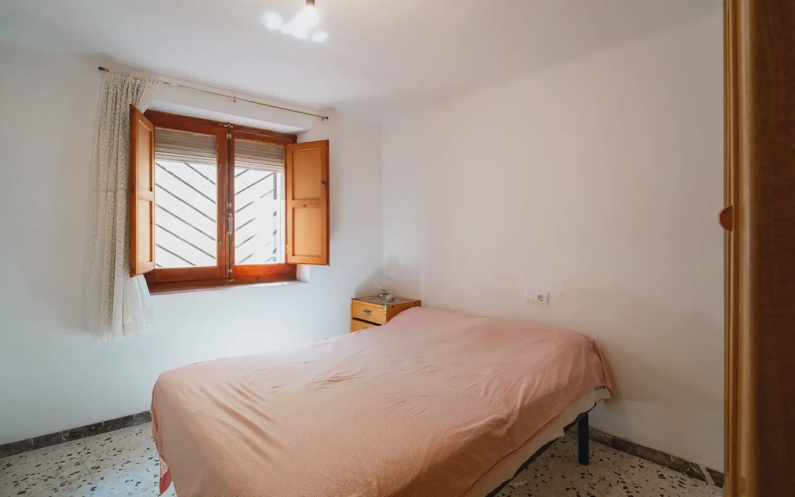 6 chambre Maison de Ville à vendre à Vallmoll avec garage - 169 000 € (Ref: 10029838)