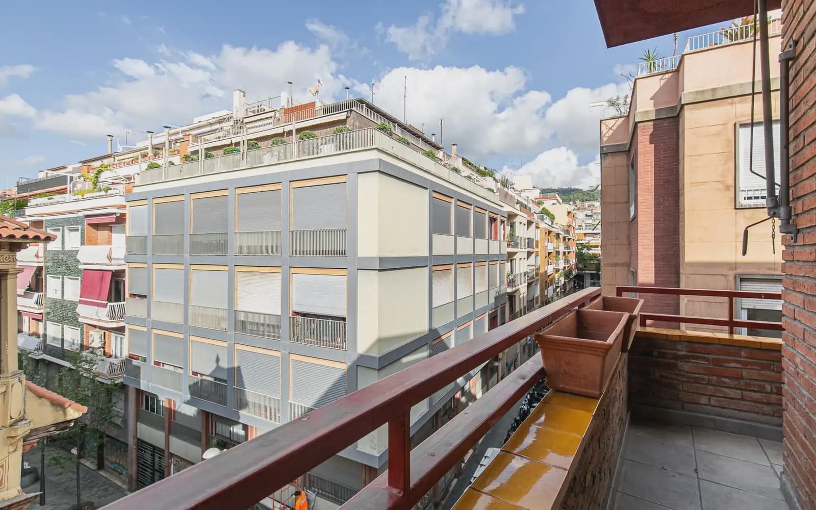 4 slaapkamer Flat te koop in Barcelona stad - € 460.000 (Ref: 10036221)
