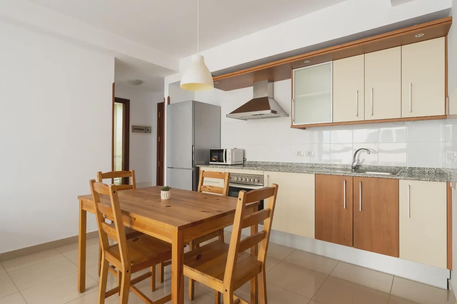 1 quarto Apartamento para arrendar em Las Palmas de Gran Canaria - 1 000 € (Ref: 10036222)