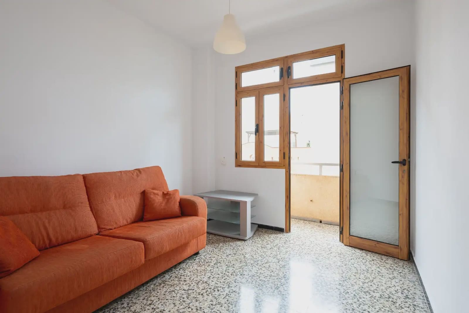 2 quarto Apartamento para arrendar em Las Palmas de Gran Canaria - 1 000 € (Ref: 10036223)