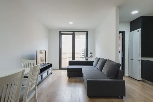 Piso de 2 habitaciones en Guanarteme, Las Palmas de Gran Canaria en alquiler - 1.200 € (Ref: 10042071)