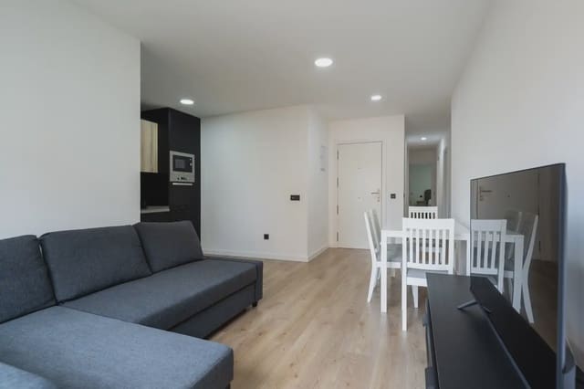 Piso de 2 habitaciones en Guanarteme, Las Palmas de Gran Canaria en alquiler - 1.200 € (Ref: 10042071)