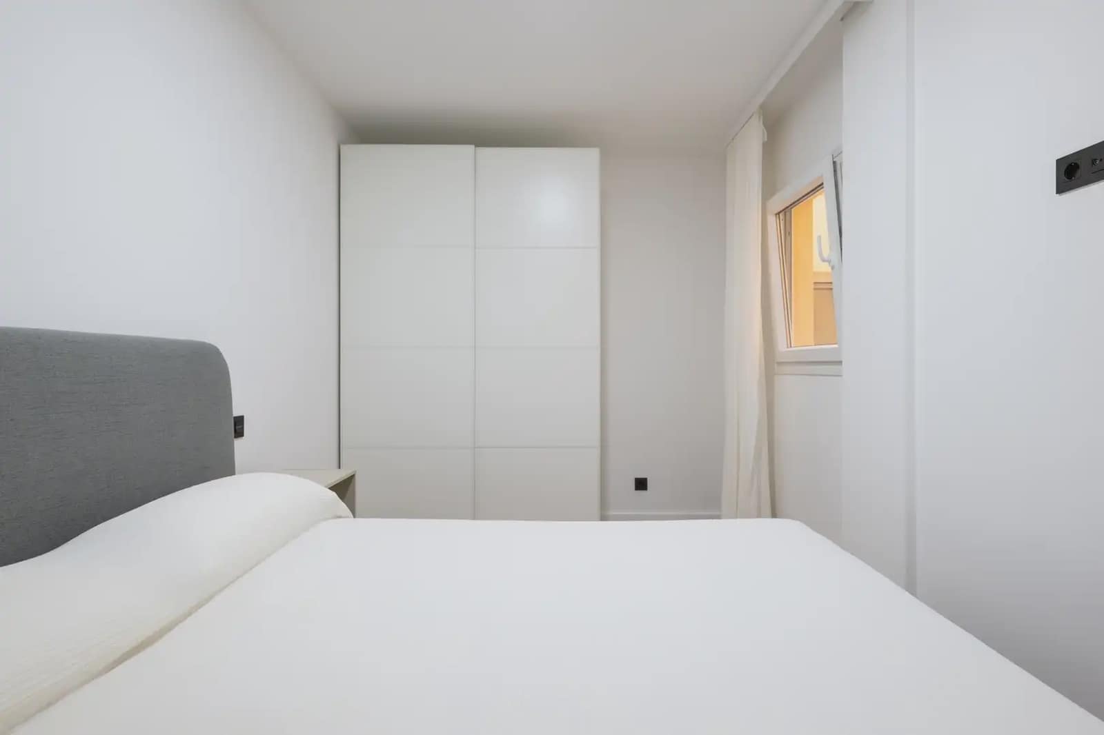 Piso de 2 habitaciones en Las Palmas de Gran Canaria en alquiler - 1.200 € (Ref: 10042071)
