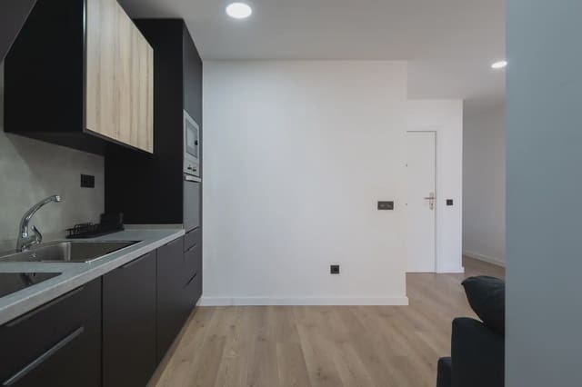 Piso de 2 habitaciones en Guanarteme, Las Palmas de Gran Canaria en alquiler - 1.200 € (Ref: 10042071)