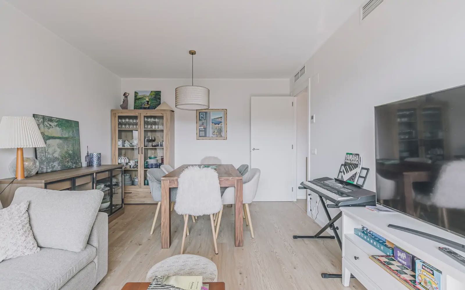 3 bedroom Flat for sale in Vilanova i la Geltru with pool garage - € 480,000 (Ref: 10043507)