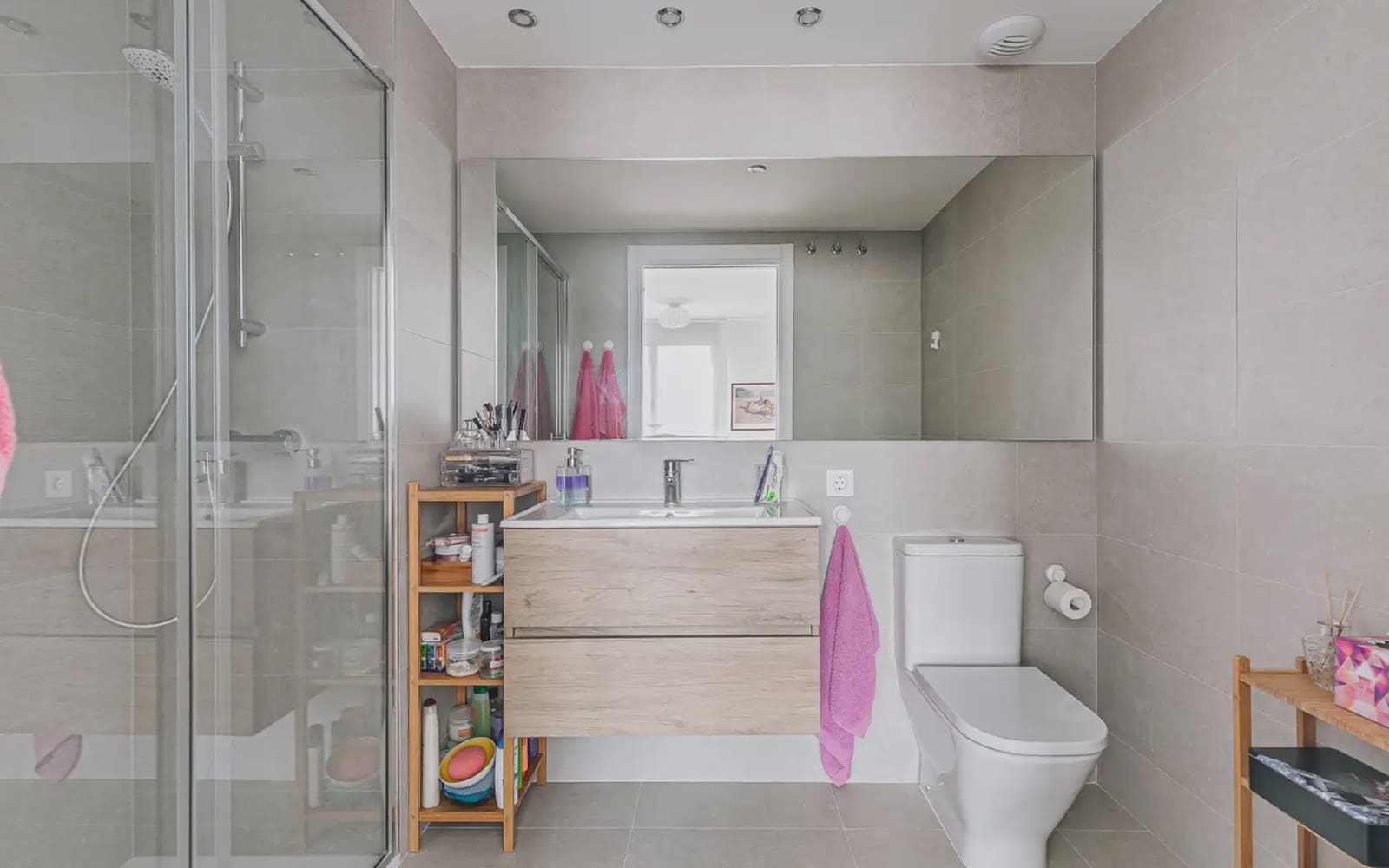 3 bedroom Flat for sale in Vilanova i la Geltru with pool garage - € 480,000 (Ref: 10043507)