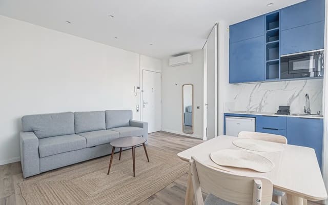 1 slaapkamer Appartement te huur in La Dreta de L'Eixample, Barcelona stad - € 1.300 (Ref: 10045782)
