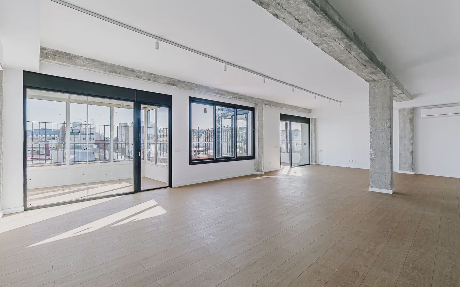 Büro zu vermieten in Barcelona Stadt - 2.550 € (Ref: 10047584)
