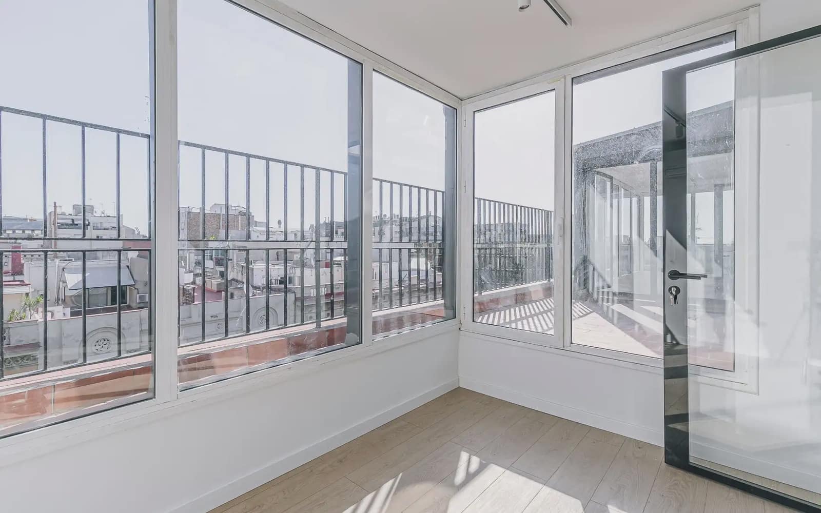 Büro zu vermieten in Barcelona Stadt - 2.550 € (Ref: 10047584)