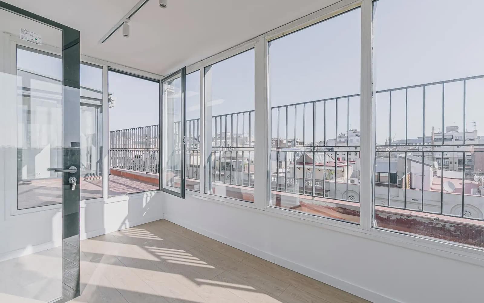 Büro zu vermieten in Barcelona Stadt - 2.550 € (Ref: 10047584)