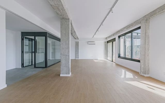 Büro zu vermieten in L'Antiga Esquerra de L'Eixample, Barcelona Stadt - 2.550 € (Ref: 10047584)