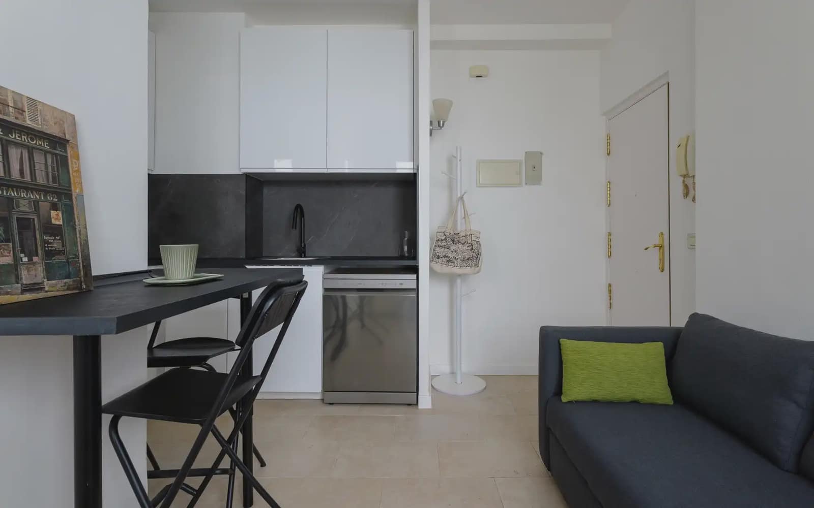 1 bedroom Flat for rent in Madrid city - € 1,250 (Ref: 10048082)