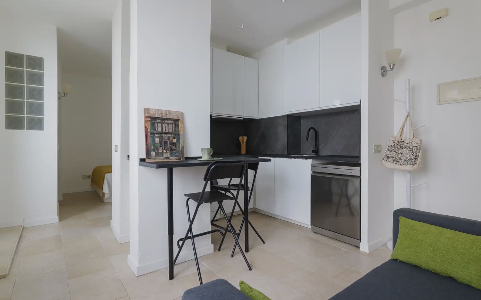 1 bedroom Flat for rent in Madrid city - € 1,250 (Ref: 10048082)