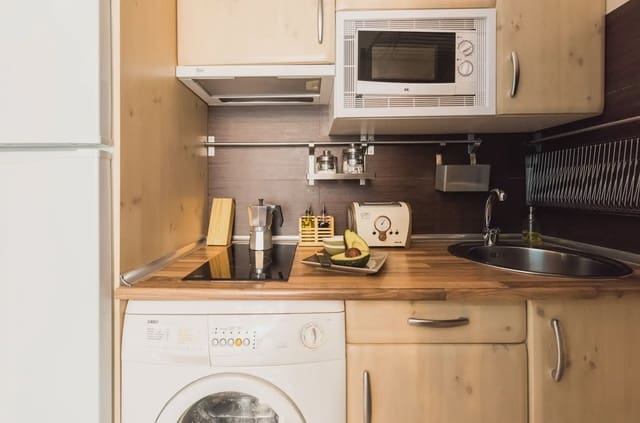 1 Zimmer Wohnung zu vermieten in Palacio, Madrid Stadt - 1.400 € (Ref: 10048524)