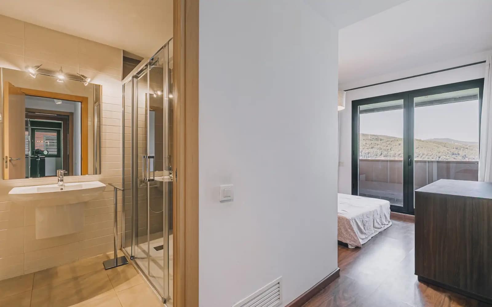 3 soverom Leilighet til salgs i El Papiol med svømmebasseng garasje - € 395 000 (Ref: 10054448)