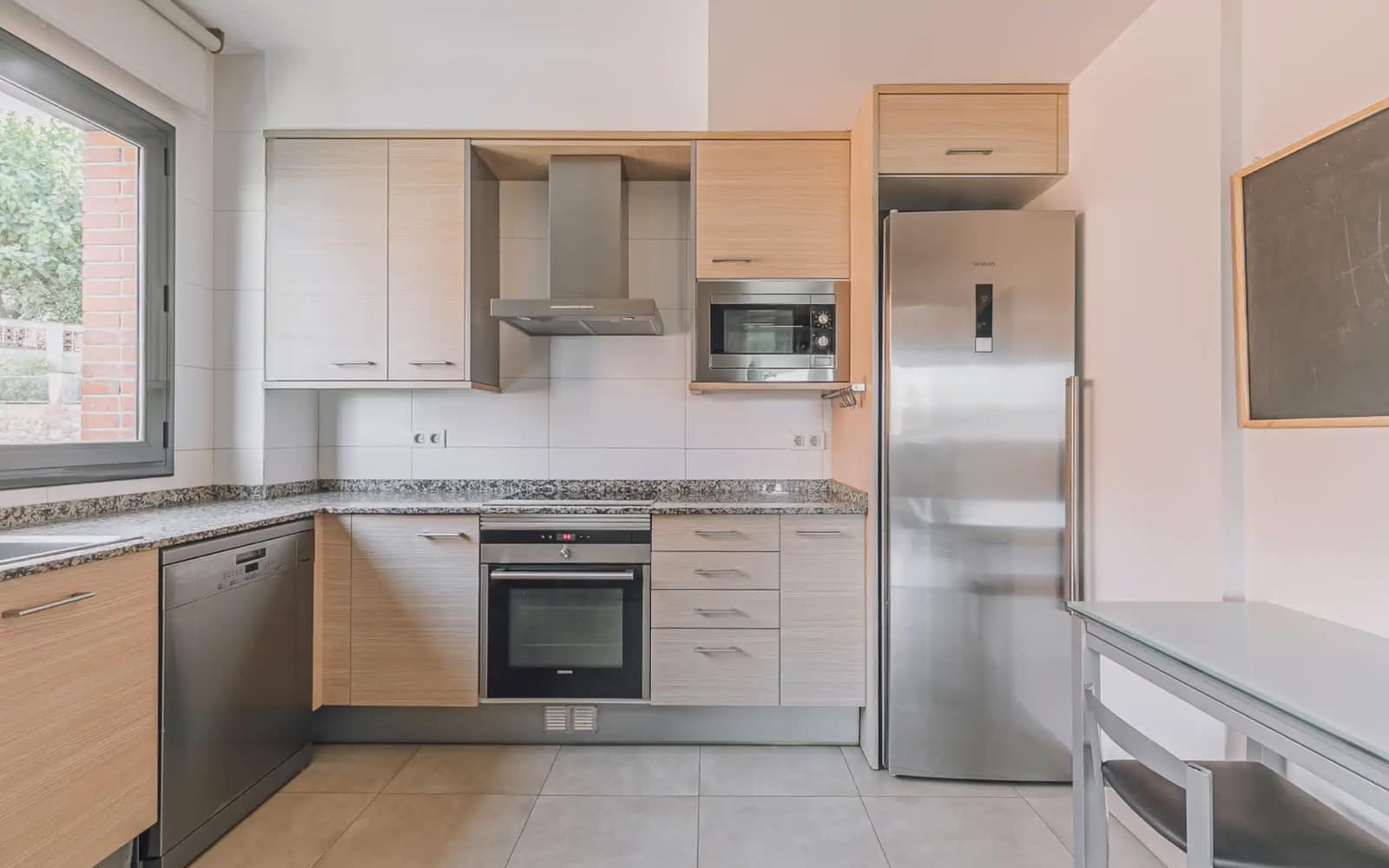 3 soverom Leilighet til salgs i El Papiol med svømmebasseng garasje - € 395 000 (Ref: 10054448)