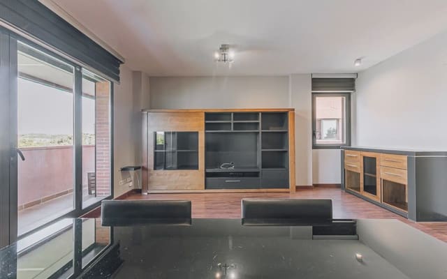 3 soverom Leilighet til salgs i El Papiol med svømmebasseng garasje - € 395 000 (Ref: 10054448)