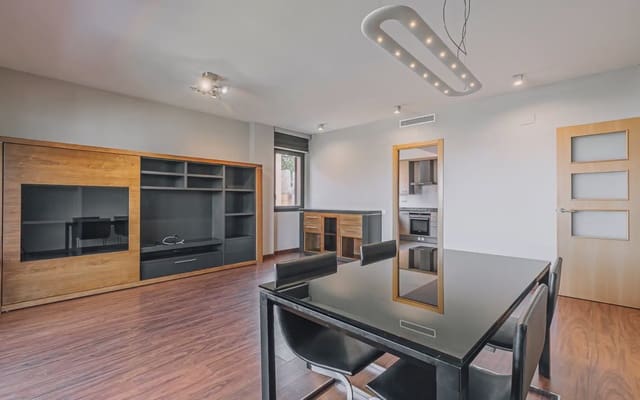 3 soverom Leilighet til salgs i El Papiol med svømmebasseng garasje - € 395 000 (Ref: 10054448)