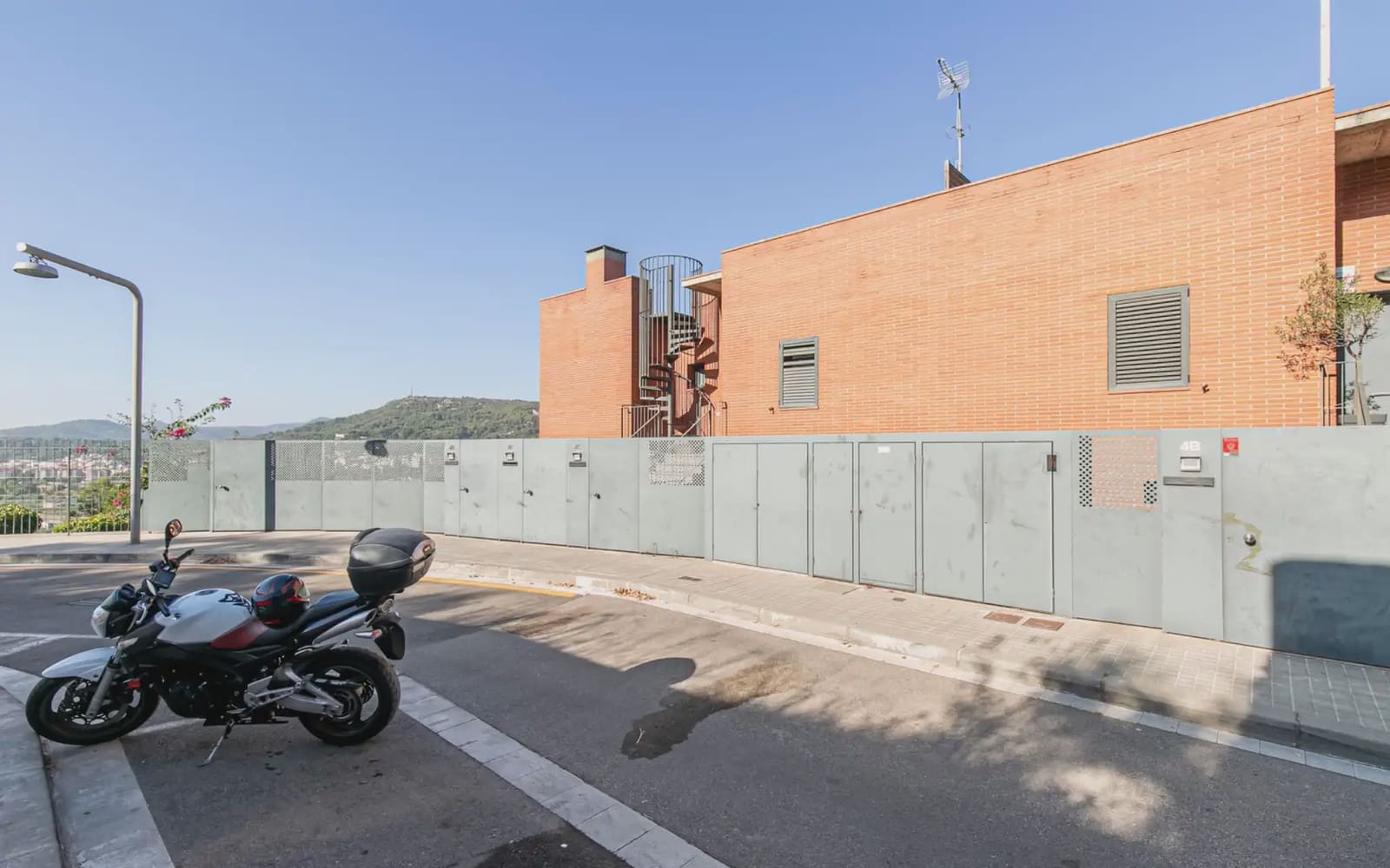 3 soverom Leilighet til salgs i El Papiol med svømmebasseng garasje - € 395 000 (Ref: 10054448)