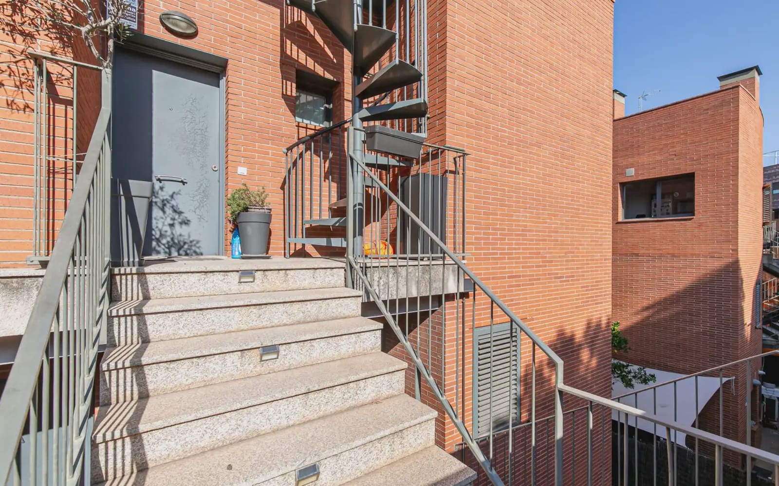 3 soverom Leilighet til salgs i El Papiol med svømmebasseng garasje - € 395 000 (Ref: 10054448)