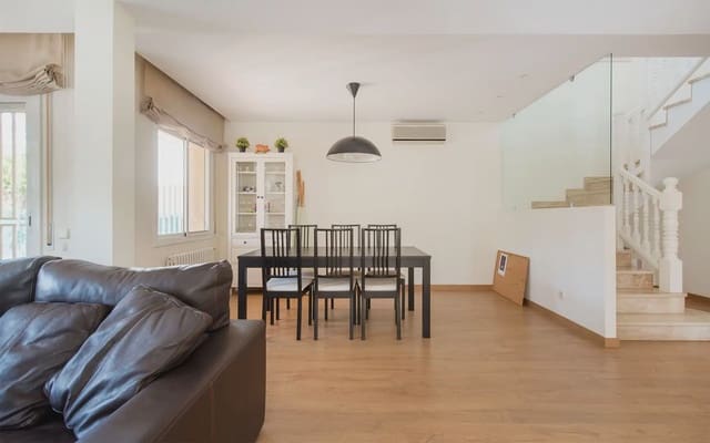 4 chambre Villa/Maison Semi-Mitoyenne à vendre à Sant Fost de Campsentelles avec garage - 580 000 € (Ref: 10054449)
