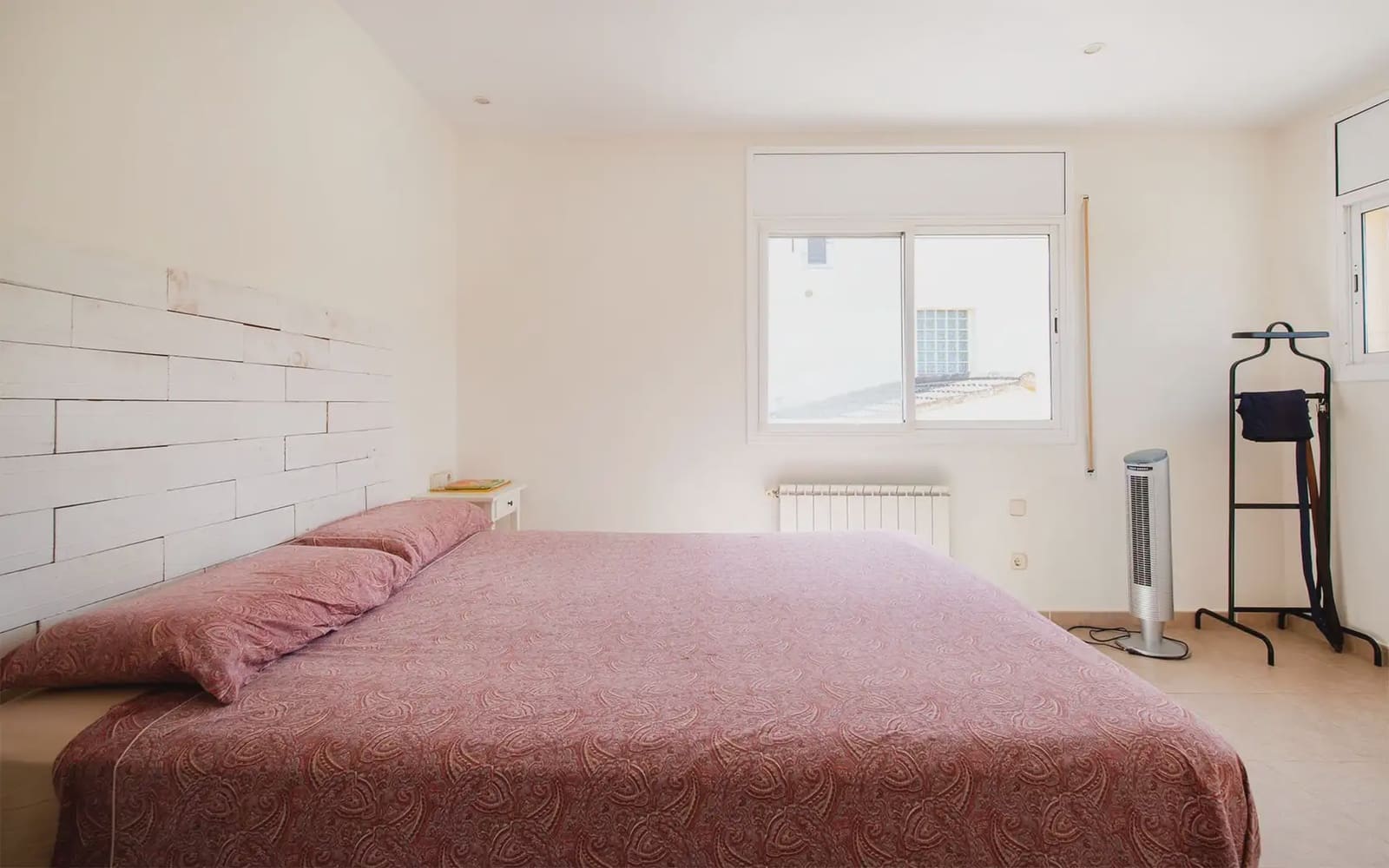 4 chambre Villa/Maison Semi-Mitoyenne à vendre à Sant Fost de Campsentelles avec garage - 580 000 € (Ref: 10054449)