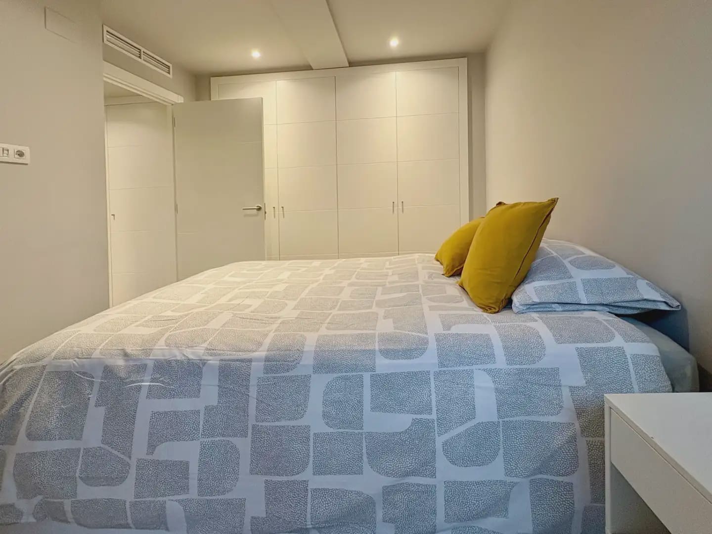 1 quarto Apartamento para arrendar em Barcelona cidade com garagem - 1 216 € (Ref: 10057671)